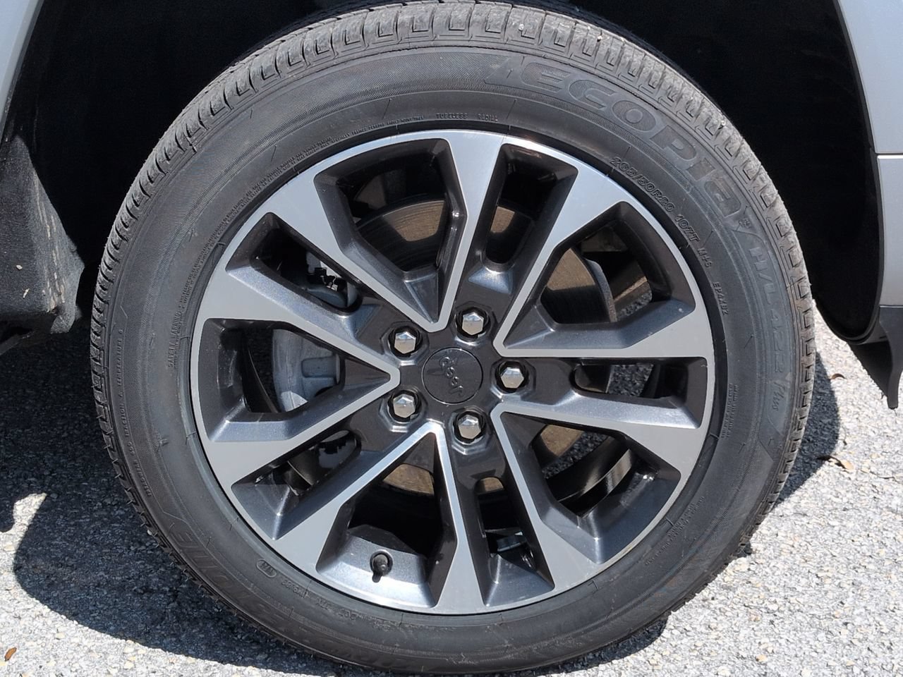 Used 2022 Jeep Grand Cherokee L Overland w/ Luxury Tech Group IV AWD/4WD image 11