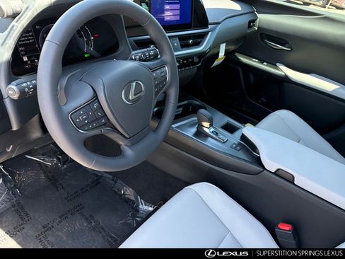 New 2026 Lexus UX 300h FWD image 13
