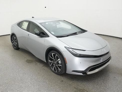 New 2026 Toyota Prius Plug-In Hybrid image 16