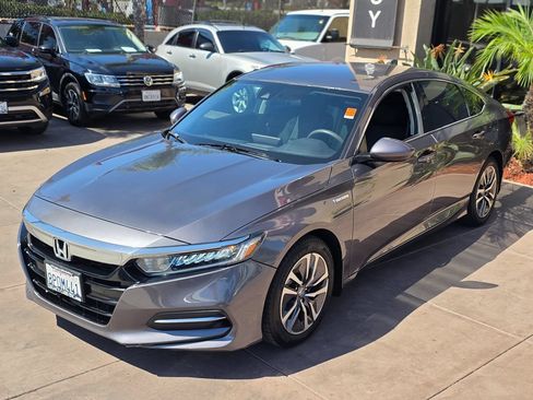 Used 2018 Honda Accord Hybrid image 5