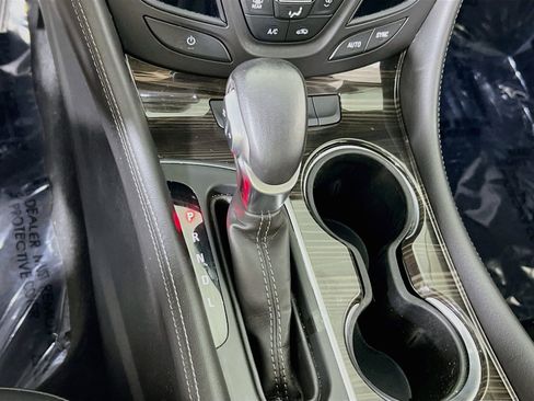 Used 2019 Buick Envision Essence AWD/4WD image 17