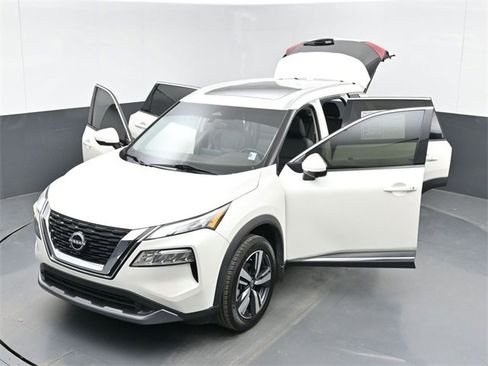 Used 2023 Nissan Rogue SL image 53