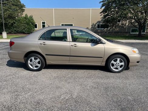 Used 2008 Toyota Corolla CE FWD image 2