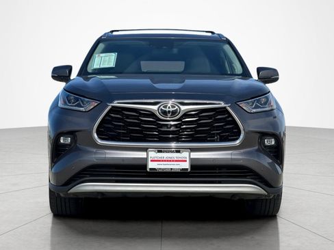 Used 2021 Toyota Highlander Platinum image 8