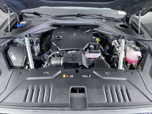 Used 2025 Genesis GV70 2.5T AWD/4WD image 46