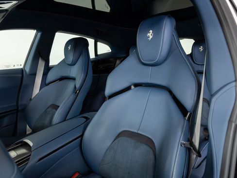 Certified 2025 Ferrari Purosangue AWD/4WD image 41