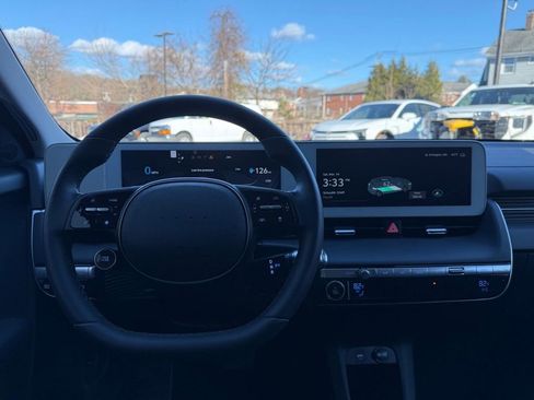 Used 2024 Hyundai Ioniq 5 SEL image 18