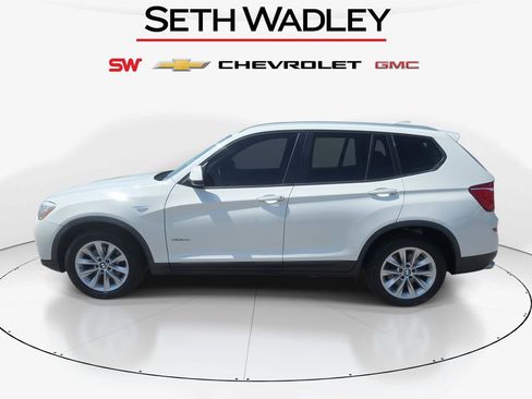 Used 2017 BMW X3 sDrive28i RWD image 4