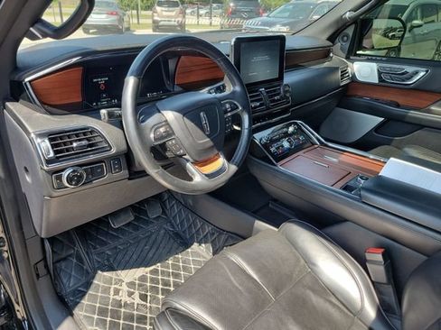 Used 2019 Lincoln Navigator L Reserve AWD/4WD image 20