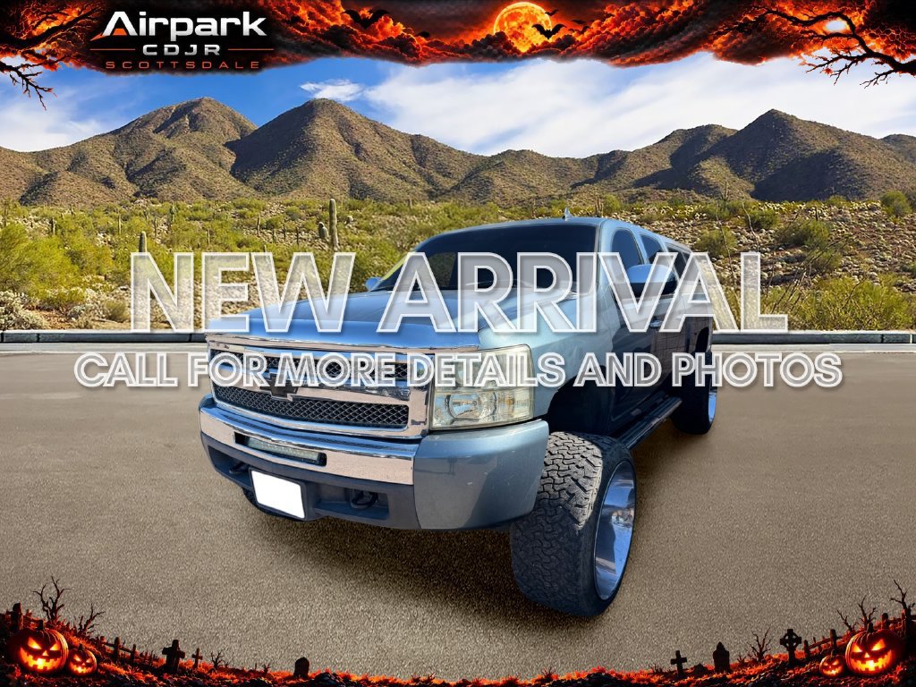 Used 2010 Chevrolet Silverado 1500 LT AWD/4WD image 1