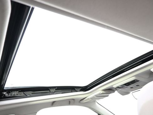 Used 2018 Subaru Forester 2.5i Premium image 17