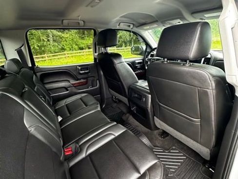 Used 2018 GMC Sierra 1500 SLT w/ SLT Premium Package AWD/4WD image 17
