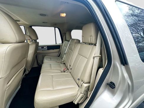 Used 2017 Ford Expedition Limited w/ Equipment Group 301A image 27