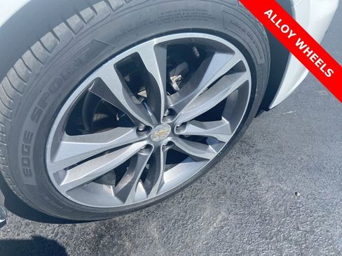 Used 2024 Chevrolet Malibu LT image 4