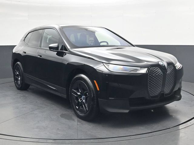 Certified 2024 BMW iX xDrive50 w/ Convenience Package AWD/4WD image 2