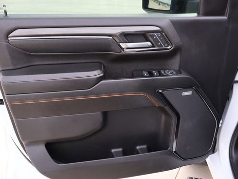 Used 2024 GMC Sierra 2500 AT4 w/ AT4 Premium Plus Package image 23