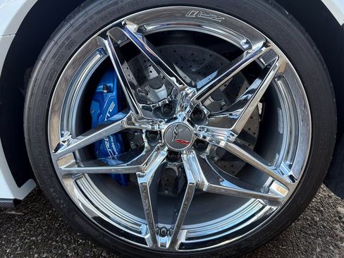 Used 2019 Chevrolet Corvette ZR1 w/ Chrome Badge Package image 29