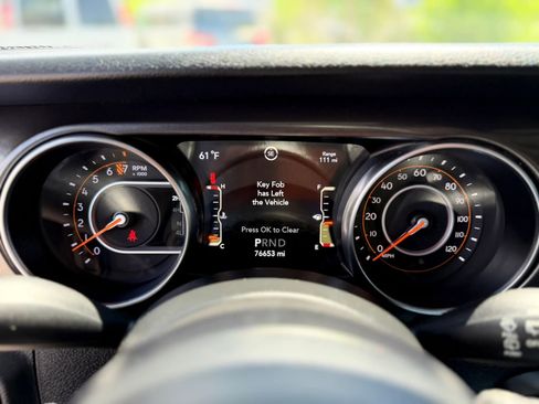 Used 2019 Jeep Wrangler Unlimited Sport AWD/4WD image 34