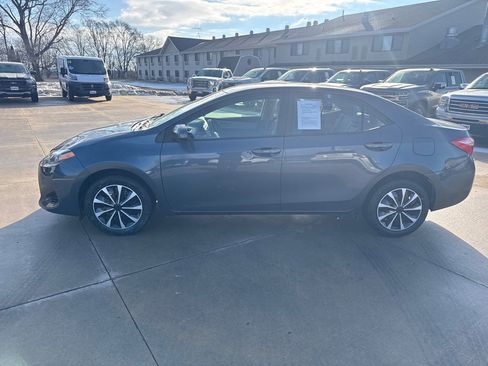 Used 2017 Toyota Corolla L image 2