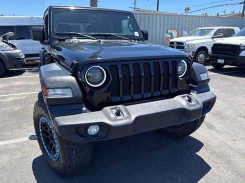 Used 2022 Jeep Wrangler Unlimited Sport AWD/4WD image 6
