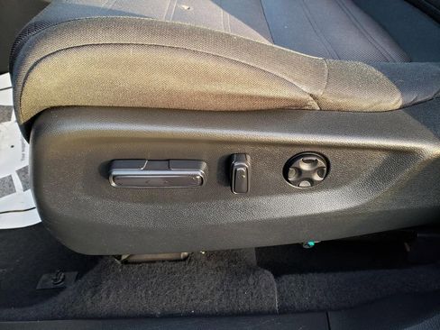 Used 2019 Honda CR-V EX image 20