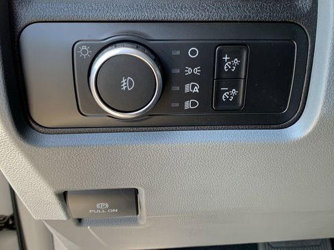 New 2025 Ford F350 XL w/ XL Chrome Package image 23