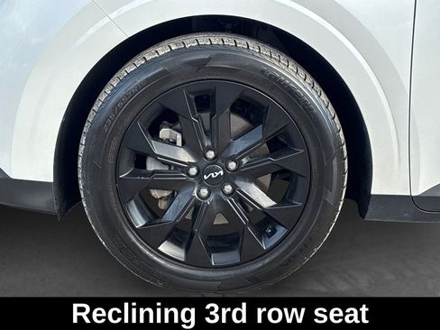 Used 2023 Kia Carnival SX Prestige FWD image 13