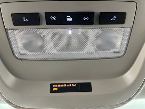 Used 2022 Chevrolet Colorado LT w/ Fleet Safety Package image 46