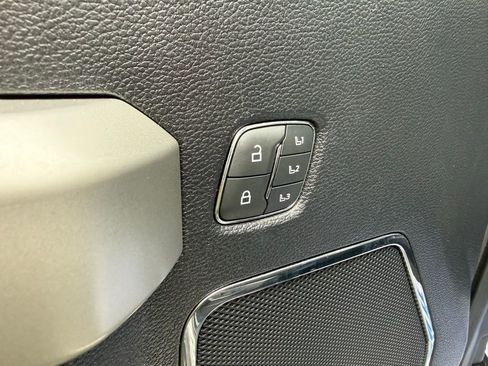 Used 2021 Ford F250 Lariat image 15