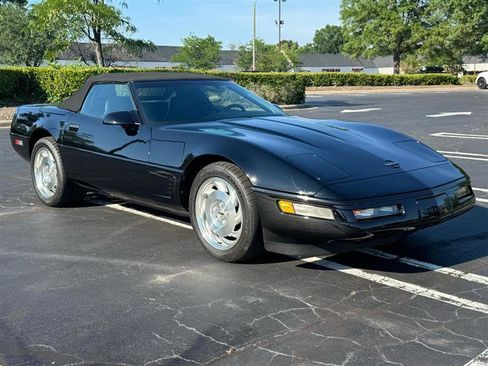 Used 1996 Chevrolet Corvette Coupe RWD image 6
