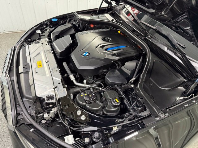 Used 2021 BMW 330e xDrive w/ Driving Assistance Package AWD/4WD image 28