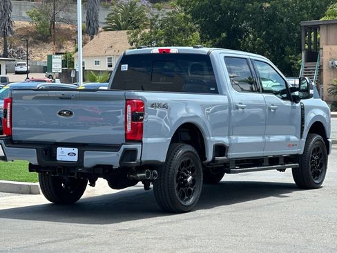 New 2026 Ford F250 Lariat w/ Black Appearance Package AWD/4WD image 3
