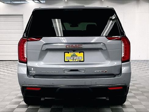 Used 2024 GMC Yukon XL AT4 image 5