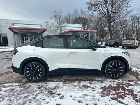 New 2026 Nissan Leaf Platinum+ w/ Cargo Package (Platinum+) image 1