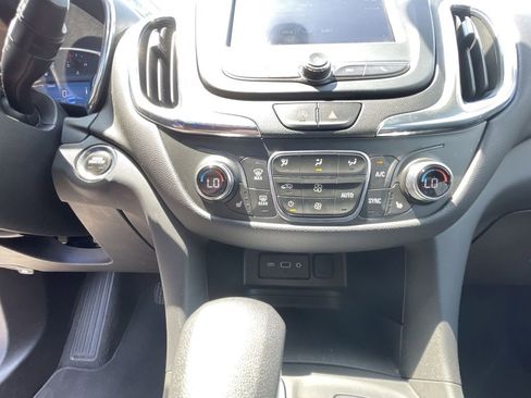 Certified 2022 Chevrolet Equinox LT FWD image 34