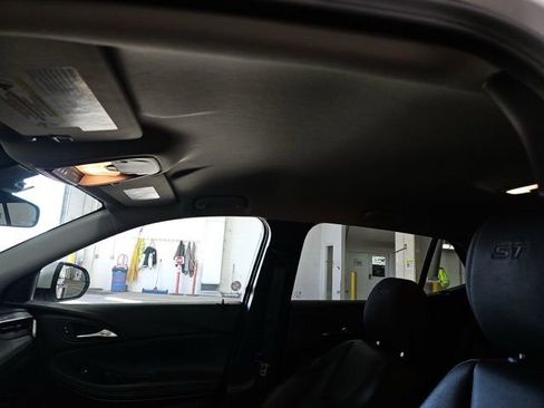 Used 2024 Buick Encore GX Sport Touring w/ Comfort Package image 16