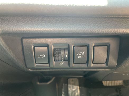 Used 2020 Subaru Outback Limited AWD/4WD image 18