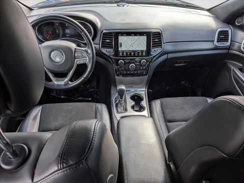 Used 2021 Jeep Grand Cherokee Laredo X AWD/4WD image 19