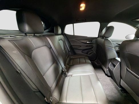 Used 2024 Buick Envista Sport Touring w/ Convenience I Package FWD image 27