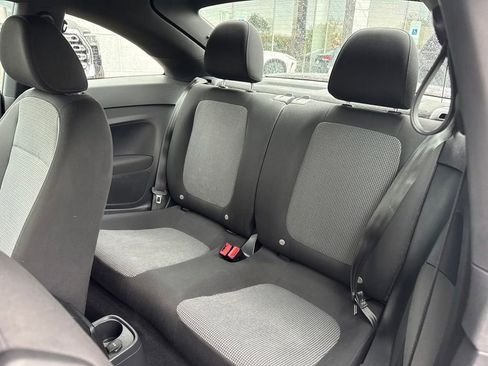 Used 2018 Volkswagen Beetle 2.0T S FWD image 16