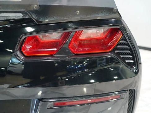 Used 2016 Chevrolet Corvette Stingray Coupe w/ Battery Protection Package RWD image 15