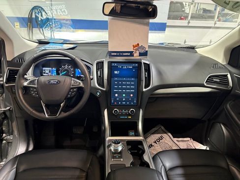 Certified 2024 Ford Edge SEL w/ Convenience Package AWD/4WD image 13