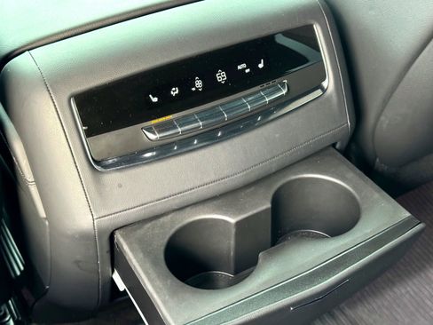 Used 2025 Cadillac Escalade Sport w/ Touring Package image 28