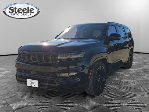 Used 2024 Jeep Grand Wagoneer Series III w/ Quick Order Packagew 28T image 1