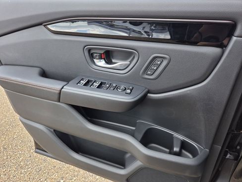 New 2026 Honda Pilot TrailSport image 17