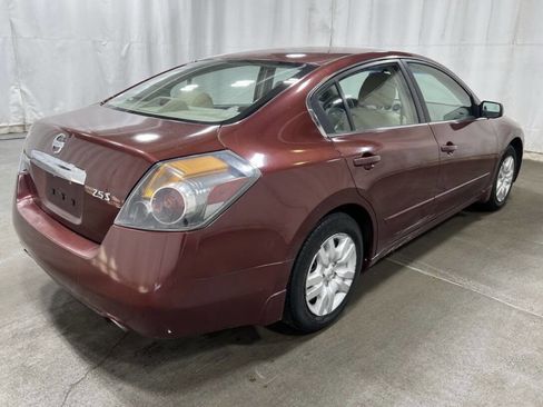 Used 2010 Nissan Altima 2.5 S image 4