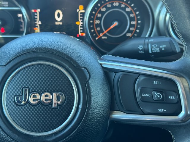 Certified 2023 Jeep Gladiator Overland AWD/4WD image 25