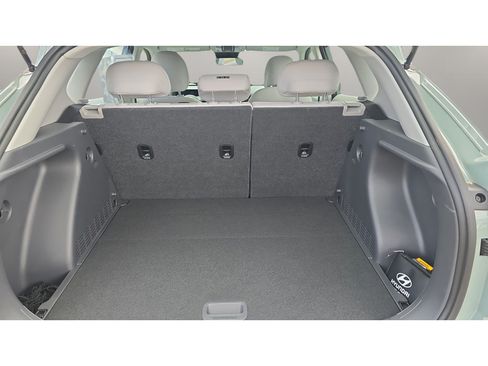 Certified 2026 Hyundai Kona SE FWD image 9