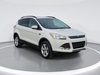 Used 2014 Ford Escape SE w/ Equipment Group 201A video 2
