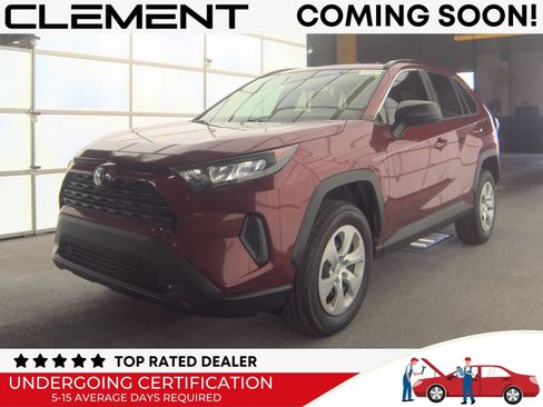 Used 2019 Toyota RAV4 LE FWD image 1